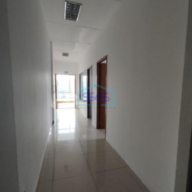 Disewakan Ruko 4.5 Lantai Rapih Dengan Sekat Siap Pakai di Sunter Jakarta Utara LB 260m2-2