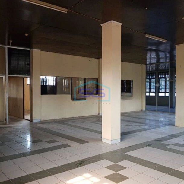 Disewakan Gudang 2 Lantai Akses Kontainer 40 Feet di Narogong Bekasi LB 1600m2-4