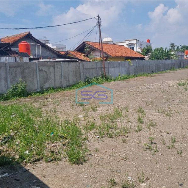 Dijual Tanah Padat Sudah Dikeliling Pager Pinggir Jalan Utama Babelan Bekasi Jawa Barat LT 3437m2-1