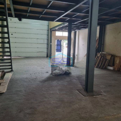 Disewakan Gudang Luas Tanah 215 Mtr di Bizzpark Cakung Jakarta Timur