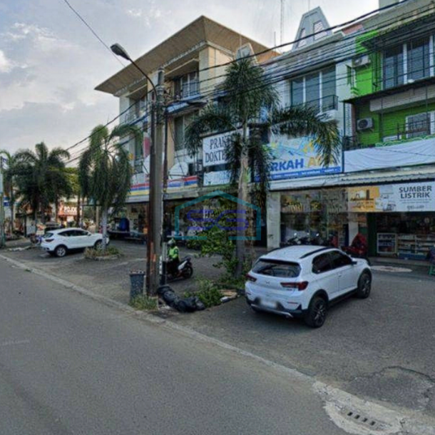 Dijual Ruko Strategis 3 Lantai, Bulevard Hijau , Harapan Indah Bekasi LB 133m2-1