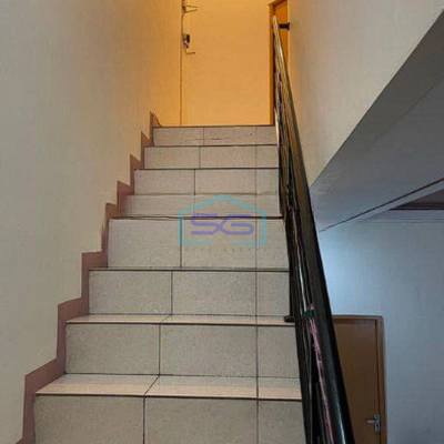 Dijual Ruko Strategis 3 Lantai, Bulevard Hijau , Harapan Indah Bekasi LB 133m2-2