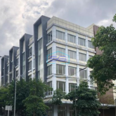 Dijual Ruko Ada Lift Luas Tanah 220 m² Lokasi Bebas Banjir di Harapan Indah Bekasi