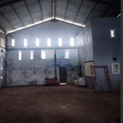 Dijual Gudang Akses Container Luas Bangunan  288 m² Lokasi di Babelan Bekasi