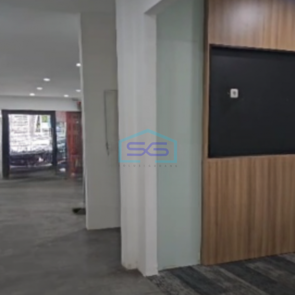 Dijual Ruko Lokasi Strategis Luas Tanah 150 m² di Sunter Jakarta Utara-2