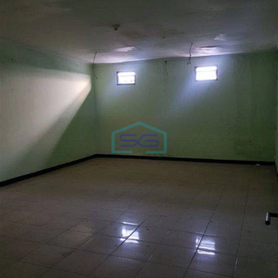Dijual Gedung Ruko Pinggir Jalan Raya Akses Toll di Jl Bekasi Barat LT 1000m2