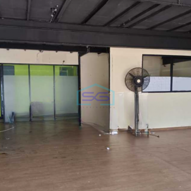 Dijual Ruko Luas Bangunan  225 m² Lokasi Bebas Banjir di Depok Jawa Barat-2