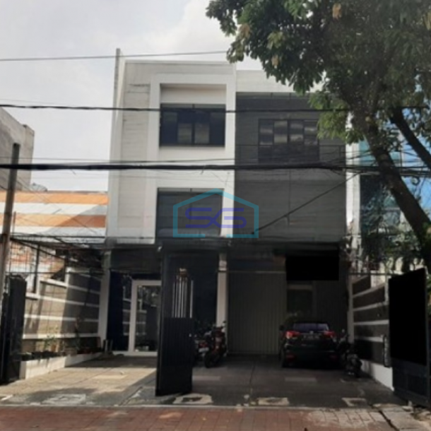 Dijual Ruko Luas Bangunan  450 m² Lokasi di Cideng Jakarta Pusat-1