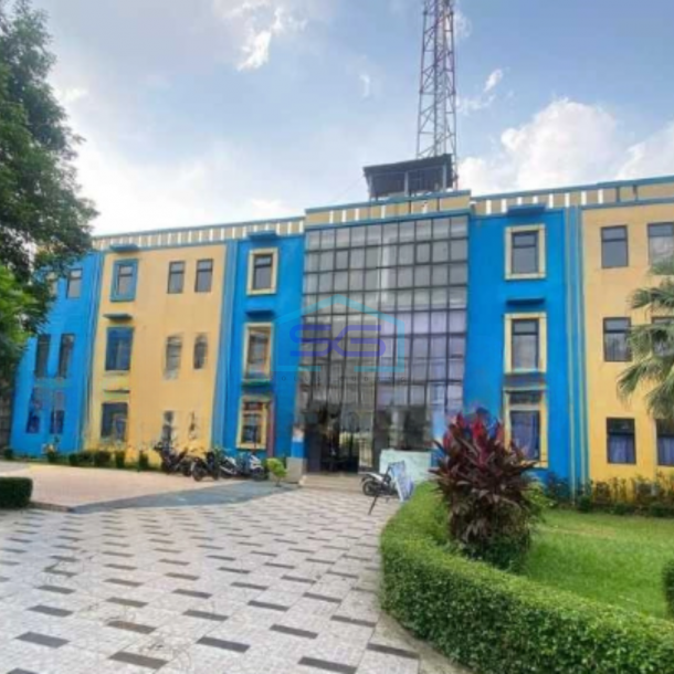 Dijual Ruang Usaha 3 Lantai Luas Bangunan 1820 m² di Bekasi-1