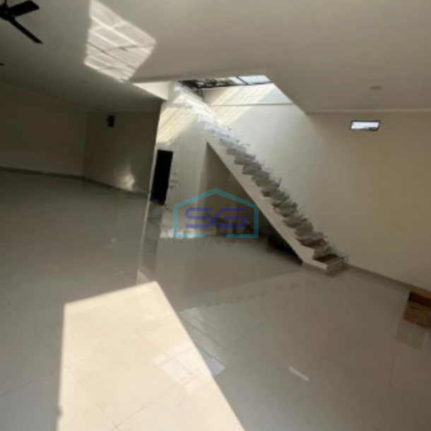 Dijual Gudang Luas Tanah  246 m² Lokasi Bebas Banjir di Tarumajaya Bekasi-2