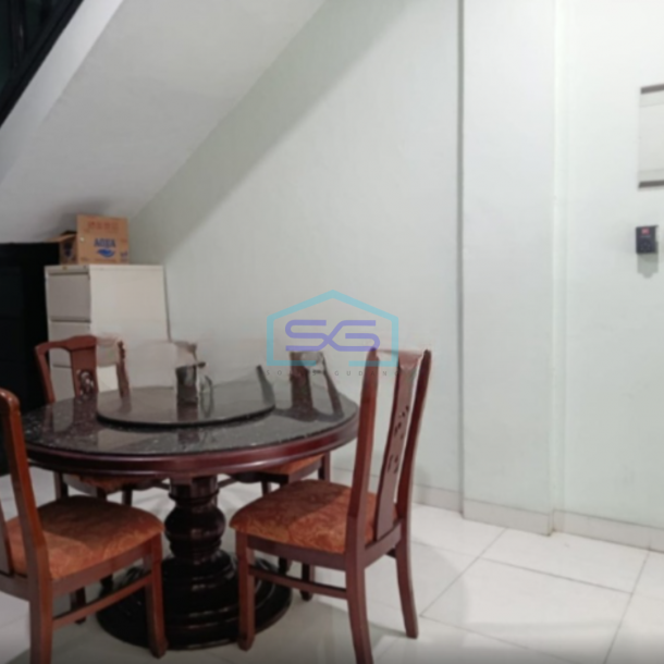 Disewakan Ruko Luas Bangunan  243 m² Lokasi Bebas Banjir di Jakarta Pusat-2