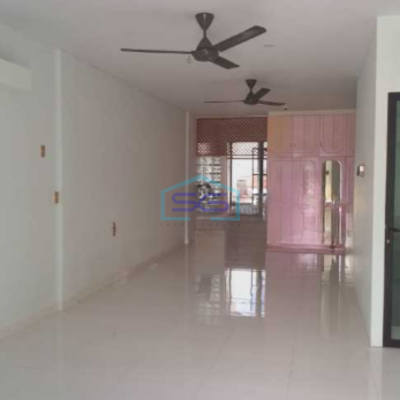 Disewakan Ruko Luas Bangunan  243 m² Lokasi Bebas Banjir di Jakarta Pusat