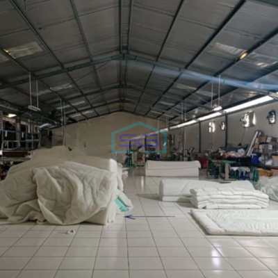 Disewakan Gudang Ada Lift Barang Luas Bangunan 2000 m² Lokasi di Bekasi