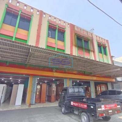 Disewakan Ruko Luas Bangunan 600 m² Lokasi Bebas Banjir di Tangerang