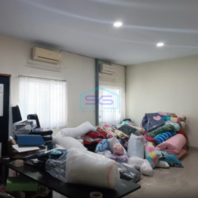 Disewakan Gudang Luas Tanah 1800 m² Lokasi Bebas Banjir di Bekasi