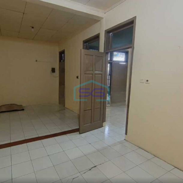 Disewakan Ruko Luas Bangunan 180 m² Lokasi Bebas Banjir di Bekasi Jawa Barat-1