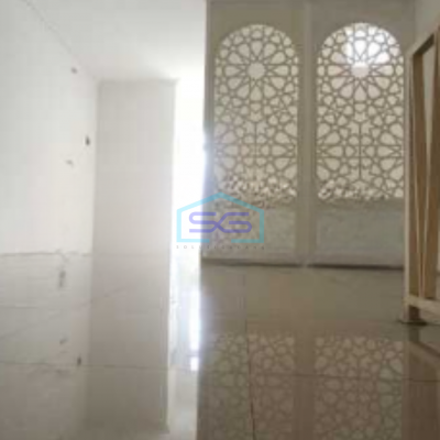 Disewakan Ruko Luas Bangunan 110 m² Lokasi Bebas Banjir di Duren Sawit Jakarta Timur