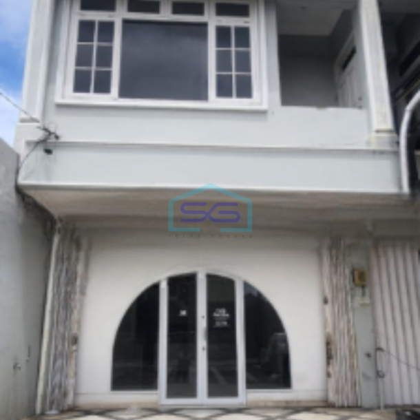 Disewakan Ruko Luas Bangunan 110 m² Lokasi Bebas Banjir di Duren Sawit Jakarta Timur-1