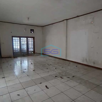 Disewakan Gudang Akses Container 40 Feet Luas Bangunan 1000 m² di Jakarta Timur