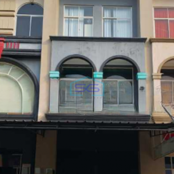 Disewakan Ruko 3 Lantai Luas Bangunan 135 m² Lokasi Bebas Banjir di Bekasi-1