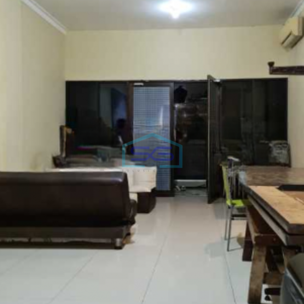 Disewakan Ruko 3 Lantai Luas Bangunan 300 m² Lokasi Siap Huni di Bekasi-2