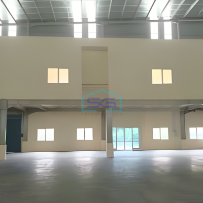 Disewakan Gudang Ada Loading Dock Luas Bangunan  5777 m² Lokasi di Bekasi