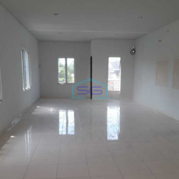 Disewakan Ruko Lokasi Strategis Luas Bangunan 130 m² di Bekasi-2