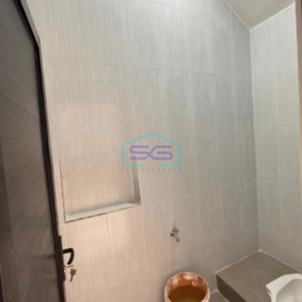 Dijual Gudang Luas Tanah 246 m² Lokasi Bebas Banjir di Bekasi-2