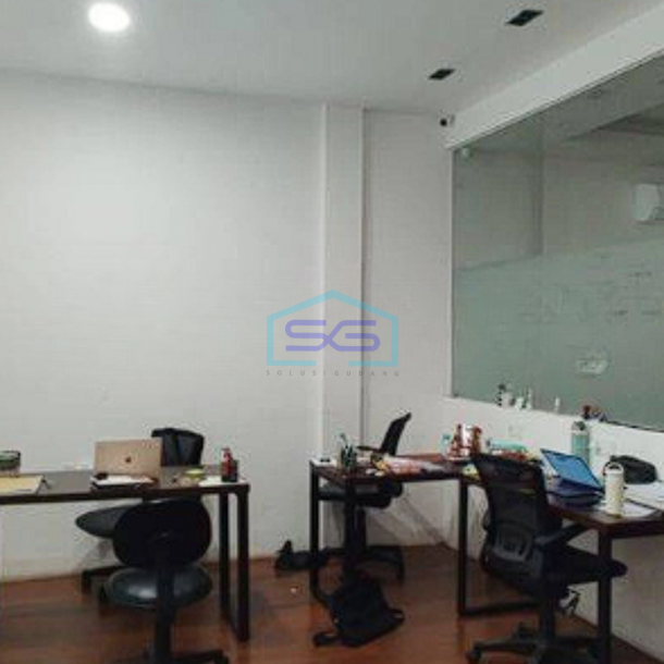 Disewakan Ruko Gandeng 3 Lantai di Kelapa Gading Jakarta Utara-2