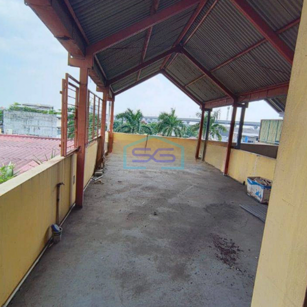 Disewakan Ruko Luas Bangunan 270m2 Lokasi Strategis Di Galaxy Bekasi-3