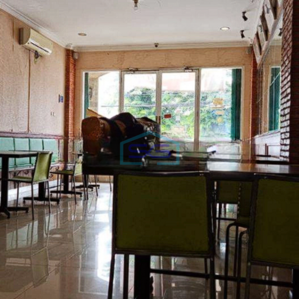 Disewakan Ruko 3 Lantai Full di Asia Tropis Harapan Indah Bekasi LB 300m2-2