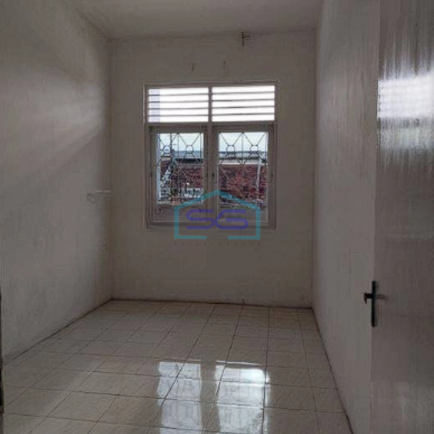 Disewakan Ruko 2 Lantai di Harapan Indah Bekasi LB 100m2-3
