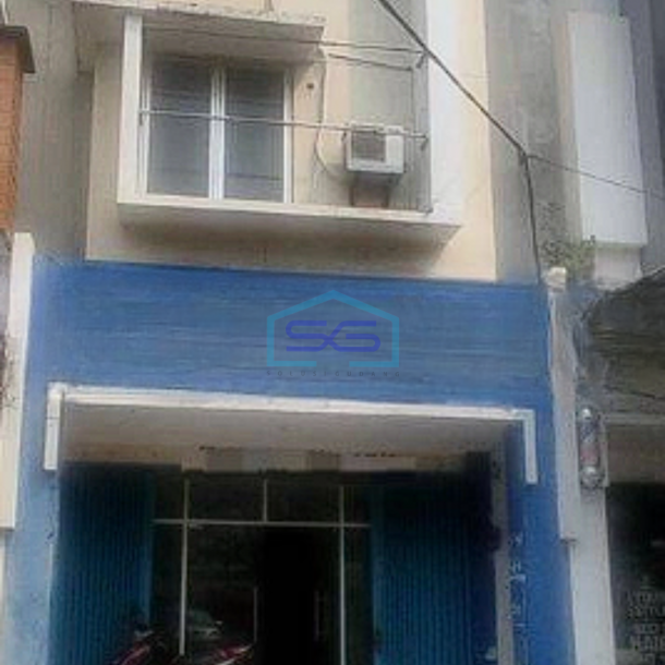 Disewakan Ruko Lokasi Strategis LB 300m2 di Asia Tropis Harapan Indah Bekasi-1