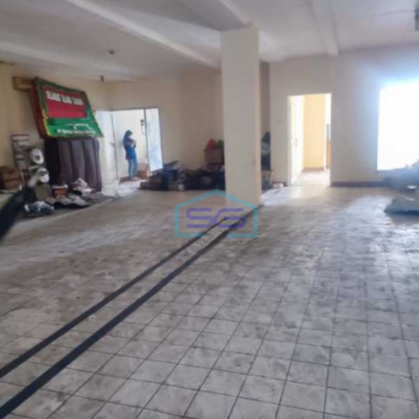 Disewakan Ruko Gandeng Boulevard Strategis di Summarecon Gading Serpong Tangerang Luas Bangunan  600 m²-4