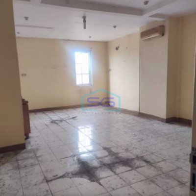 Disewakan Ruko Gandeng Boulevard Strategis di Summarecon Gading Serpong Tangerang Luas Bangunan  600 m²-2