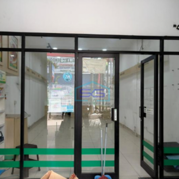 Disewakan Ruko Hadap Jalan Raya Lokasi Ramai di Ciledug Tangerang Selatan Luas Bangunan  136 m²-5