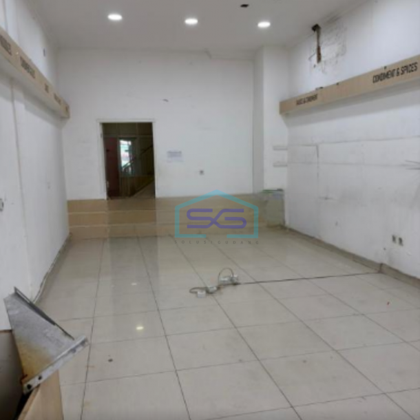 Disewakan Ruko Hadap Jalan Raya Lokasi Ramai di Ciledug Tangerang Selatan Luas Bangunan  136 m²-4