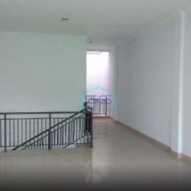 Disewakan Ruko Siap Pakai Hadap Jalan Raya Serpong Tangerang Selatan Luas Bangunan  240 m²-2