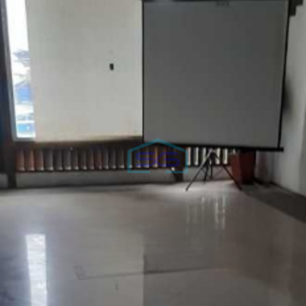 Disewakan Ruko Pinggir Jalan Raya di Rsv Matahari Serpong Tangerang Selatan Luas Bangunan 240m2-2