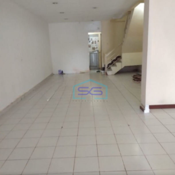 Disewakan Ruko Siap Huni di Sektor 7 Pahlawan Seribu Bsd City Tangerang Selatan Luas Bangunan  137 m²-4
