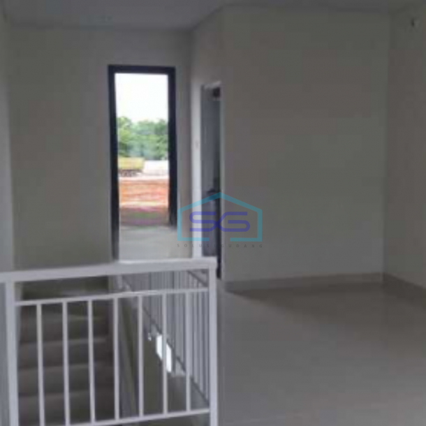 Disewakan Ruko Bangunan Baru Avenix 92, Bsd City Tangerang Luas Bangunan  124 m²-2