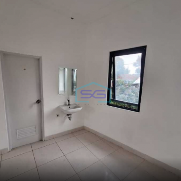 Disewakan Ruko Hadap Jalan Raya di Provence Suite Bsd Tangerang Selatan Luas Bangunan  162 m²-4