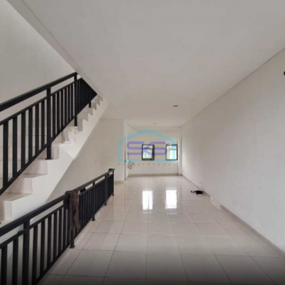 Disewakan Ruko Hadap Jalan Raya di Provence Suite Bsd Tangerang Selatan Luas Bangunan  162 m²-1
