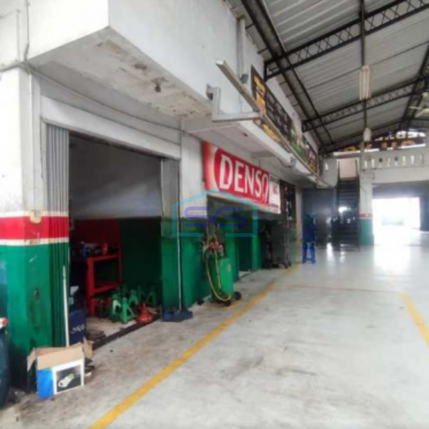 Dijual Ruang Usaha Strategis Depan Jalan Raya Binong Karawaci Tangerang 56 Luas Bangunan  1200 m²-1