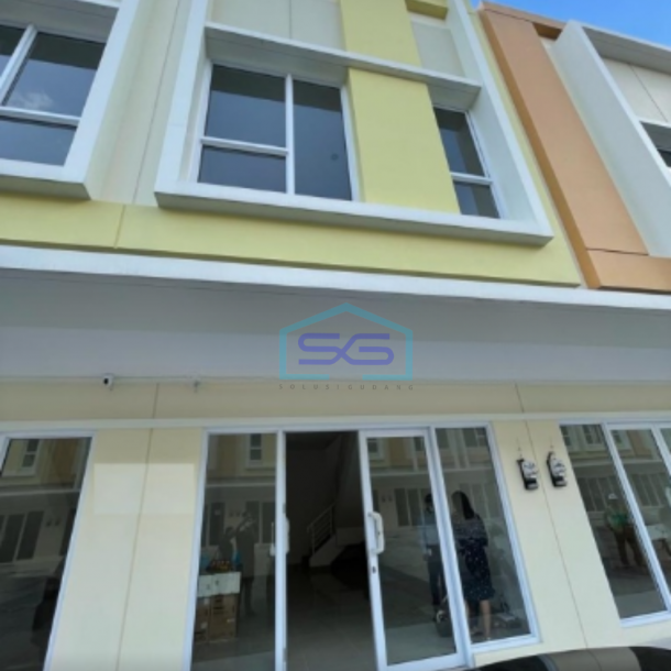 Dijual Ruko Pisa Grande, 2 Lantai Gading Serpong Tangerang Luas Bangunan  90 m²-1
