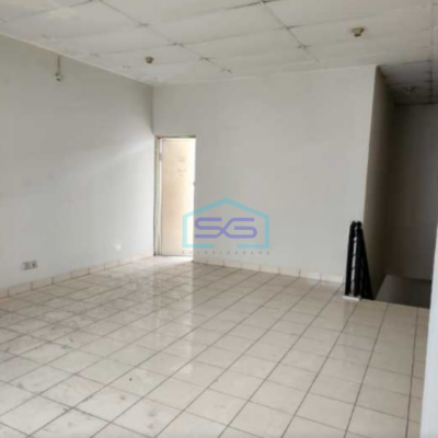 Dijual Ruko 3 Lantai Siap Huni di Golden Boulevard Bsd City Serpong Tangerang Selatan Banten Luas Bangunan  135 m²