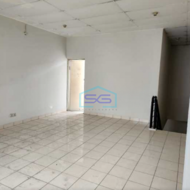 Dijual Ruko 3 Lantai Siap Huni di Golden Boulevard Bsd City Serpong Tangerang Selatan Banten Luas Bangunan  135 m²-4