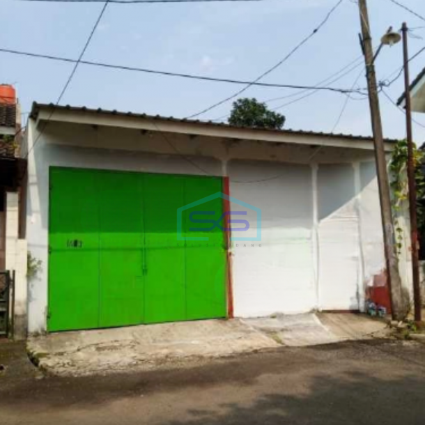 Dijual Gudang Siap Pakai di Villa Melati Mas Serpong Tangerang Selatan Luas Bangunan  136 m²-1