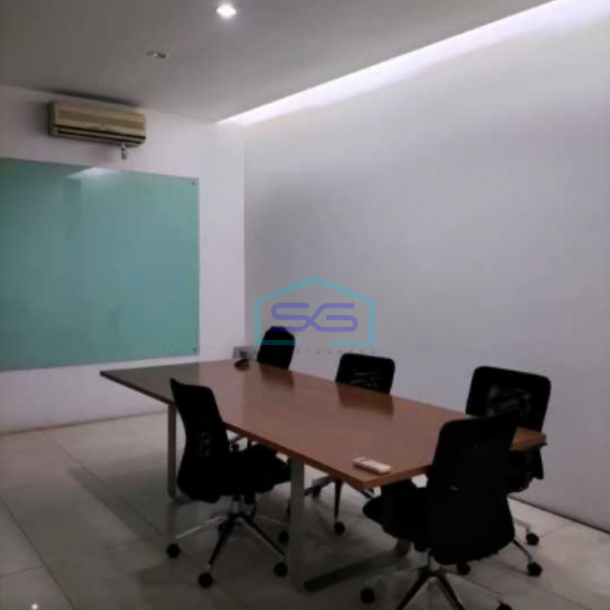 Dijual Ruko Graha Kencana Strategis Pinggir Jalan Raya Kebon Jeruk Jakarta Barat Luas Bangunan  290 m²-5