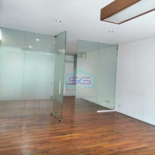 Dijual Ruko Graha Kencana Strategis Pinggir Jalan Raya Kebon Jeruk Jakarta Barat Luas Bangunan  290 m²-3